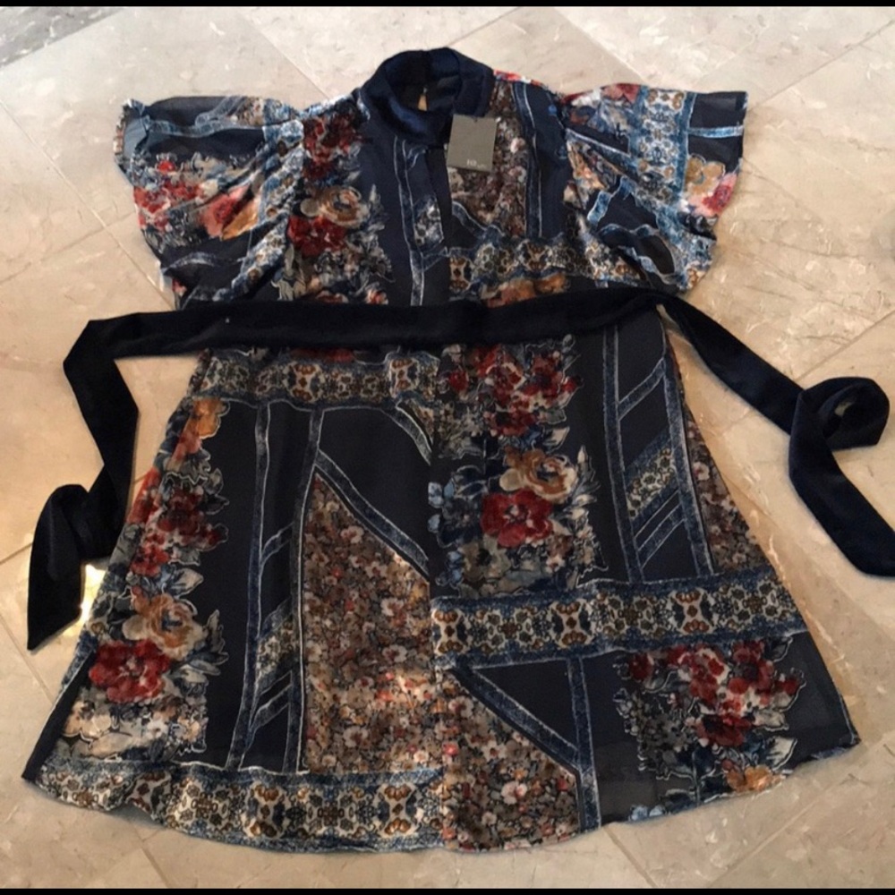 Brand new floral Vici dress